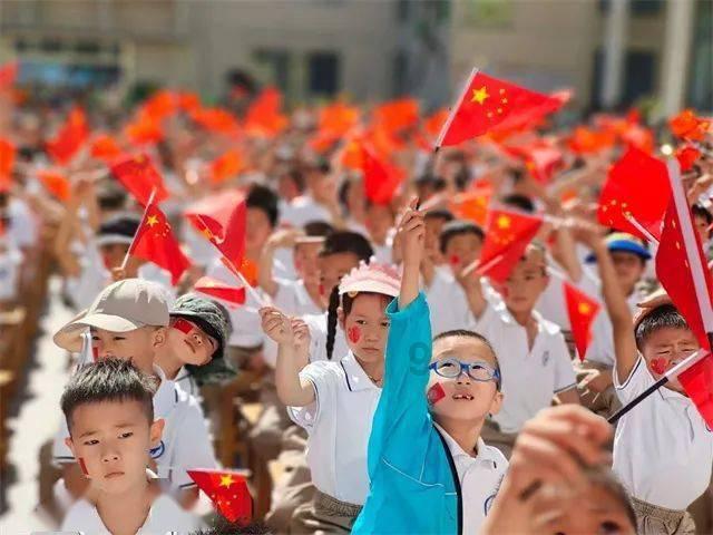 欢乐砸瓶子